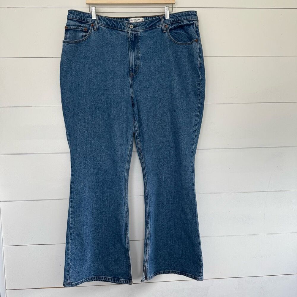 Abercrombie & Fitch Women’s 35 High Rise The Vintage Flare Jeans
